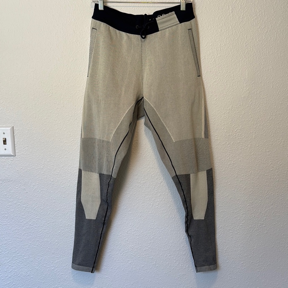 NIKE Men’s athletic lounge knit pants